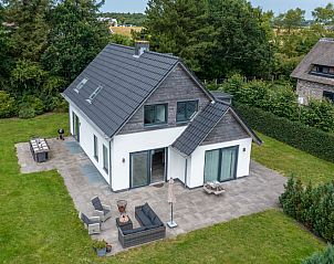 Guest house 011329 • Holiday property Texel • Bungalowpark 't Hoogelandt - Villa 106F 